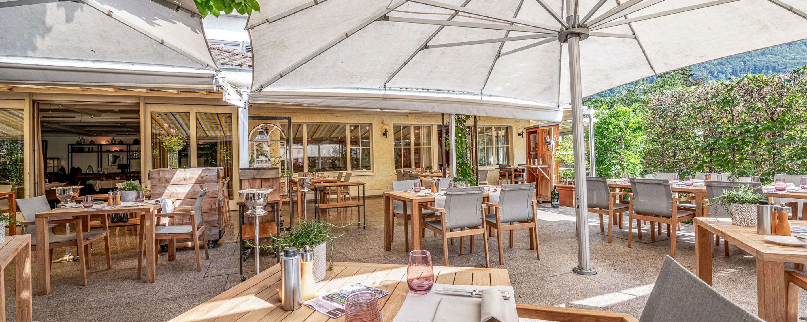Landhotel Hirschen, Erlinsbach: Ristorante con giardino