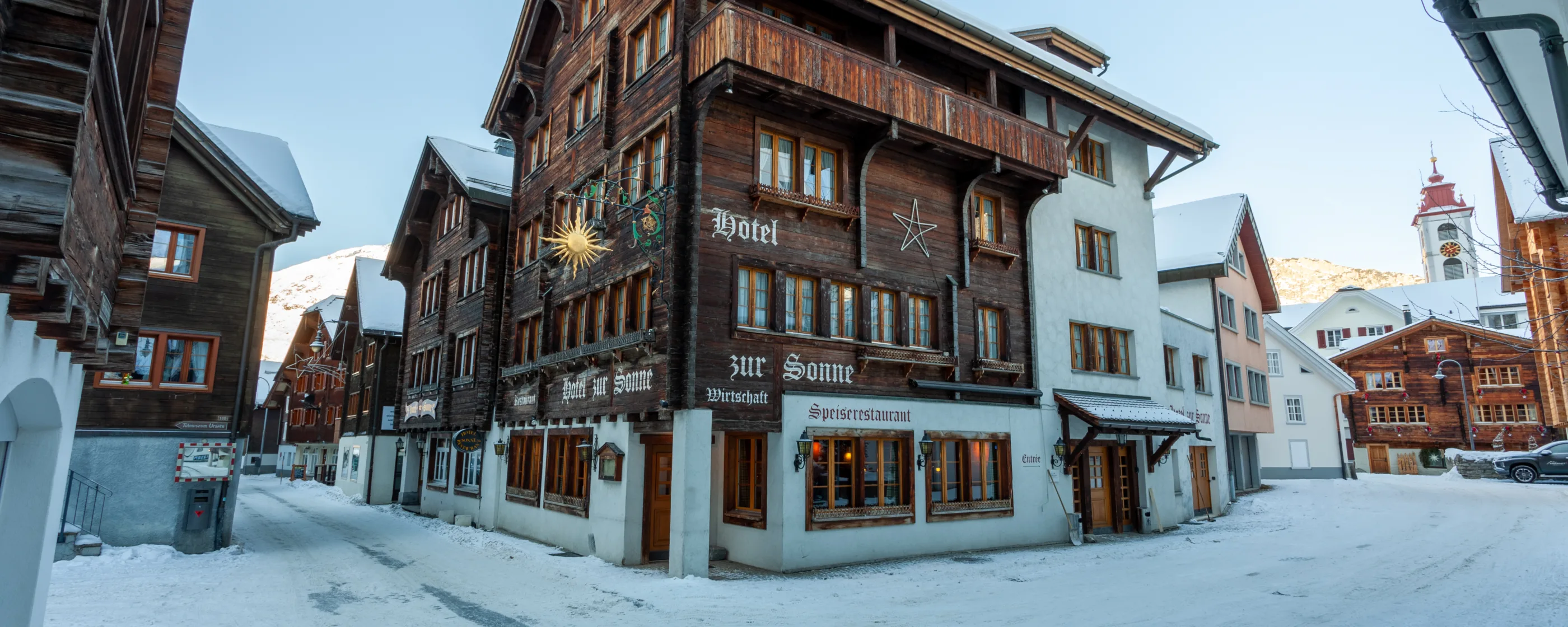 Hotel Sonne, Andermatt: Aussenansicht