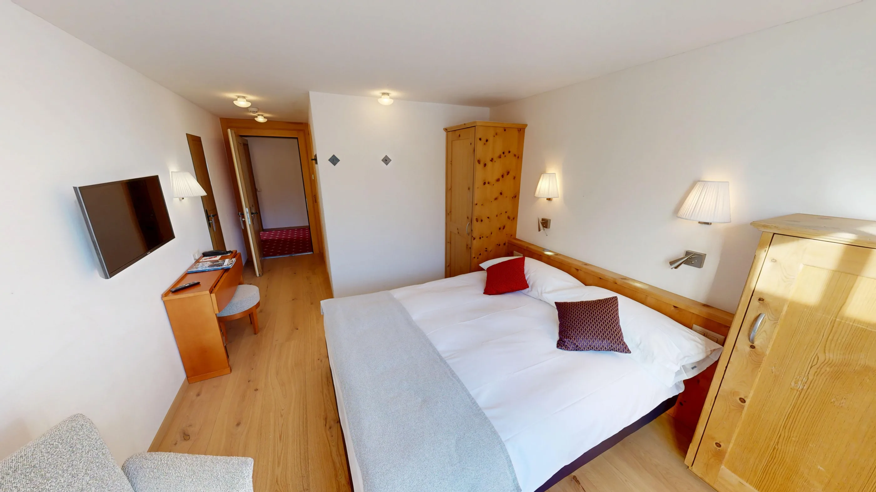  Doppelzimmer mit Bergsicht