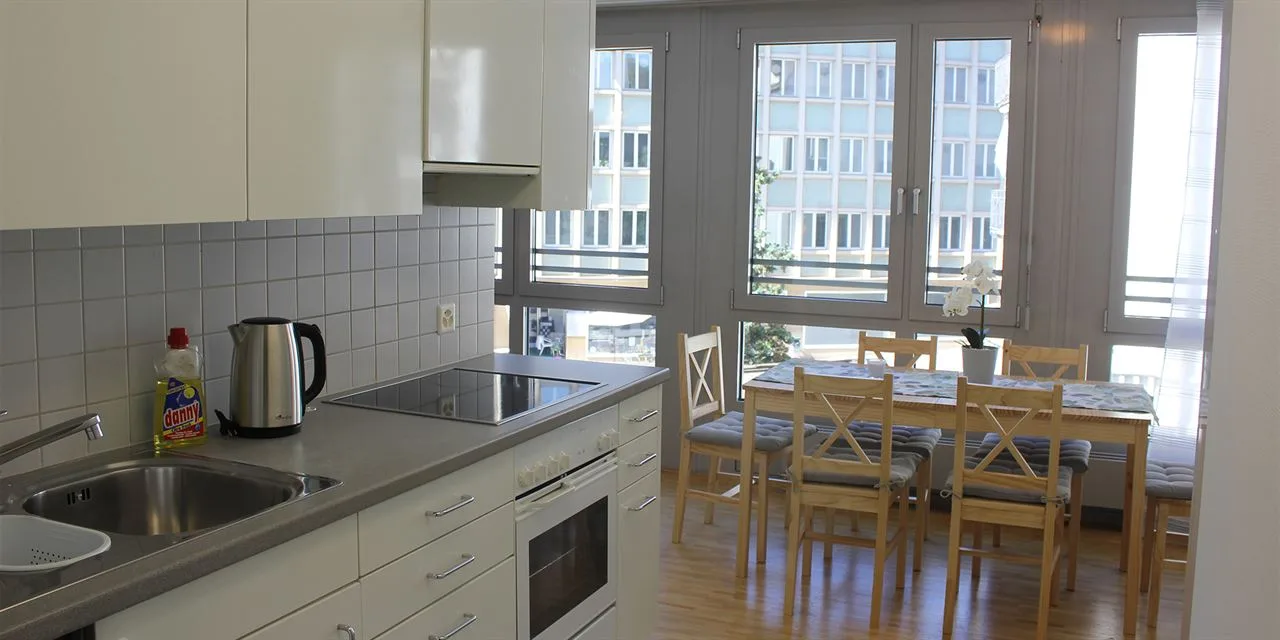 Herisau Apartments: Apartment Saphira dining area & kitchen