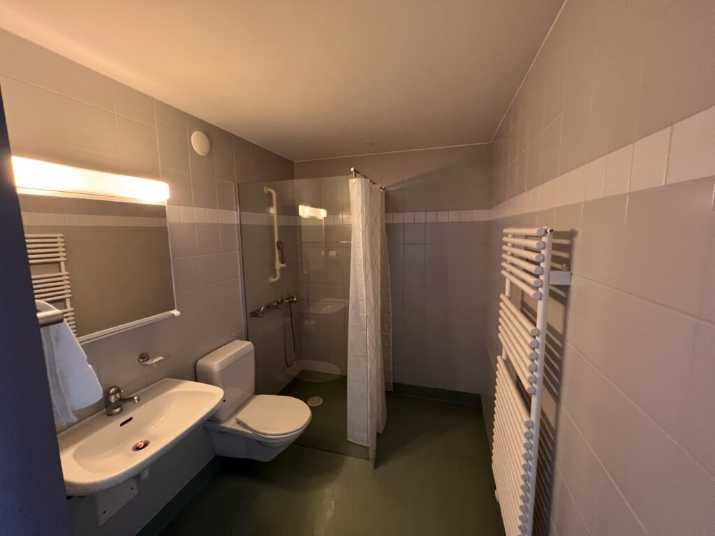 Herisau Apartments : Appartement Terra Olivia Salle de bain