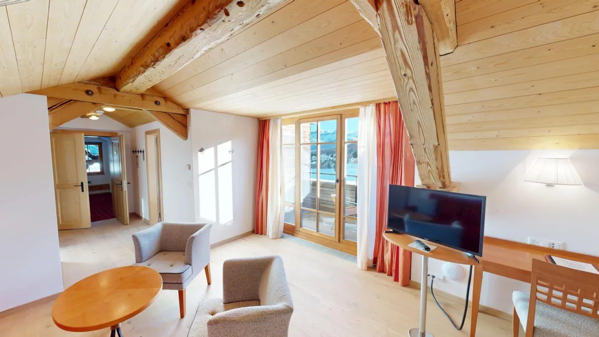 Junior Suite mit Berg- und Seesicht