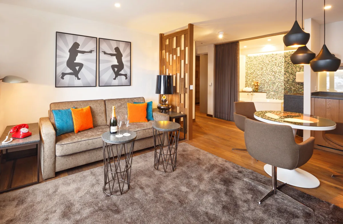 Hotel Eiger, Mürren: James Bond Suite