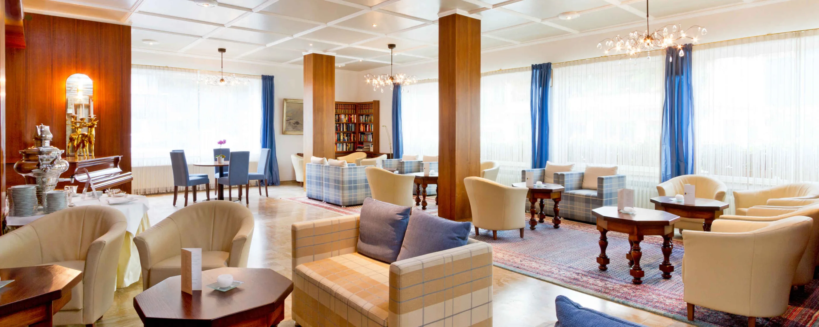 Hotel Wittelsbacher Hof, Garmisch-Partenkirchen: Sala de estar