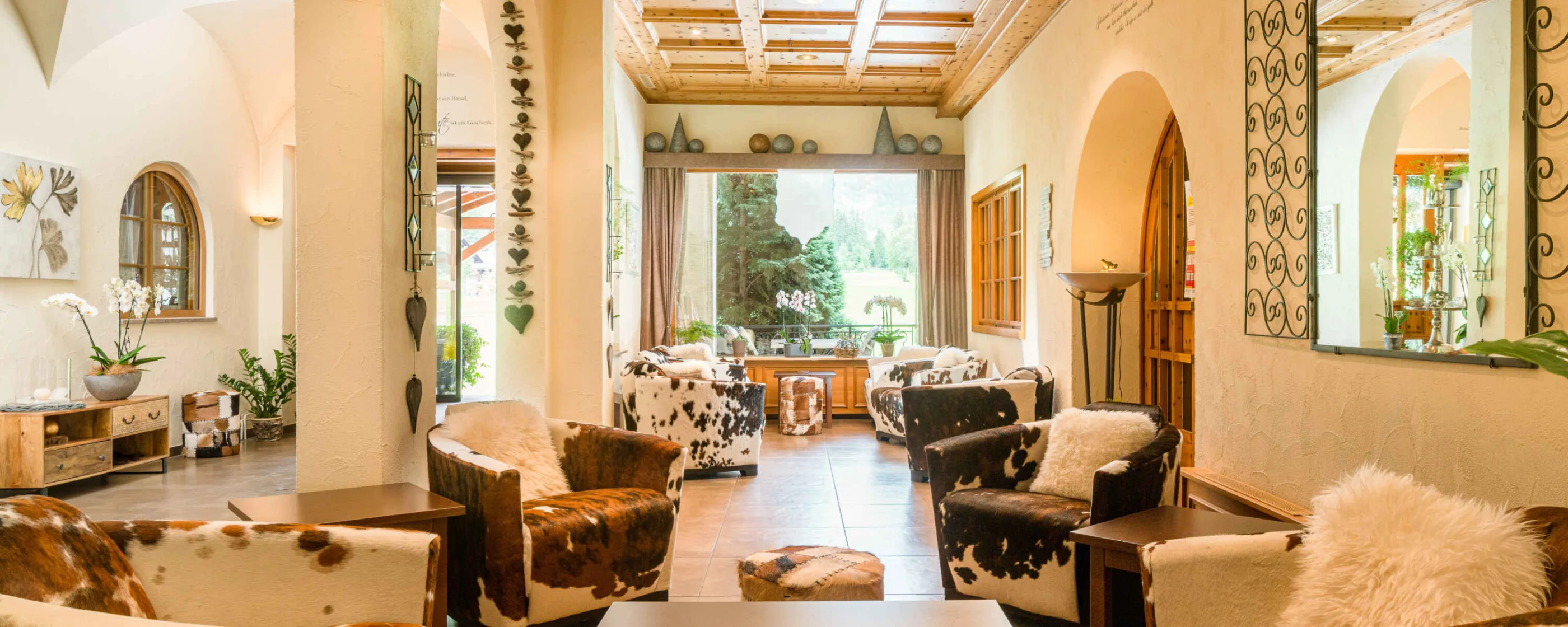 Hotel Bernerhof, Kandersteg: Exterior view summer