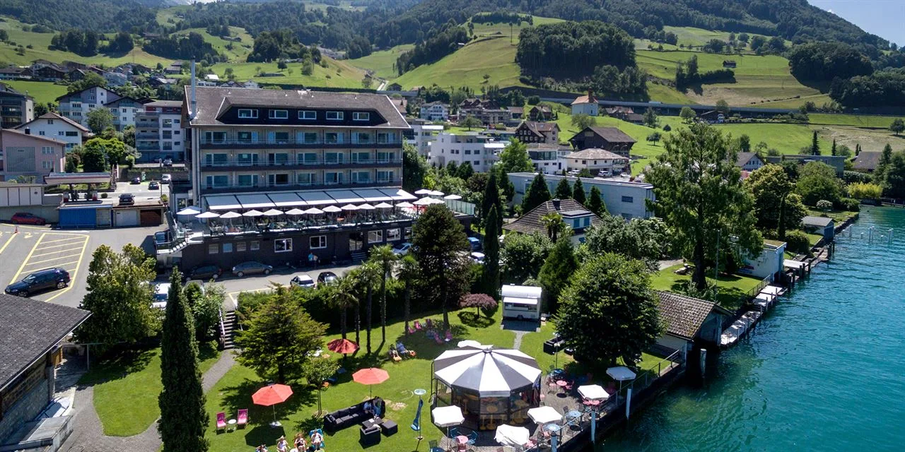 Hotel Seerausch, Beckenried: Panoramasicht