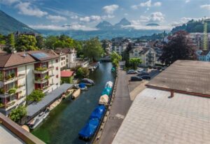 Seehotel Waldstaetterhof, Brunnen: Superior Double Room with Queen Size Bed and mountain view - without balcony