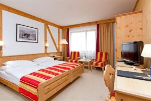 Hotel Edelweiss, Sils-Maria: Economy Doppelzimmer mit Balkon