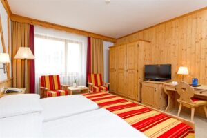 Hotel Edelweiss, Sils-Maria: Economy Doppelzimmer mit Balkon