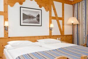 Hotel Edelweiss, Sils-Maria: Economy Doppelzimmer mit Balkon