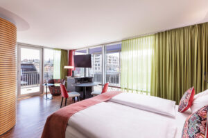 Hotel Sedartis, Thalwil: Club King Room mit Terrasse