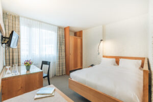 Hotel Hauser, St. Moritz: Kleines Zimmer (12m²)