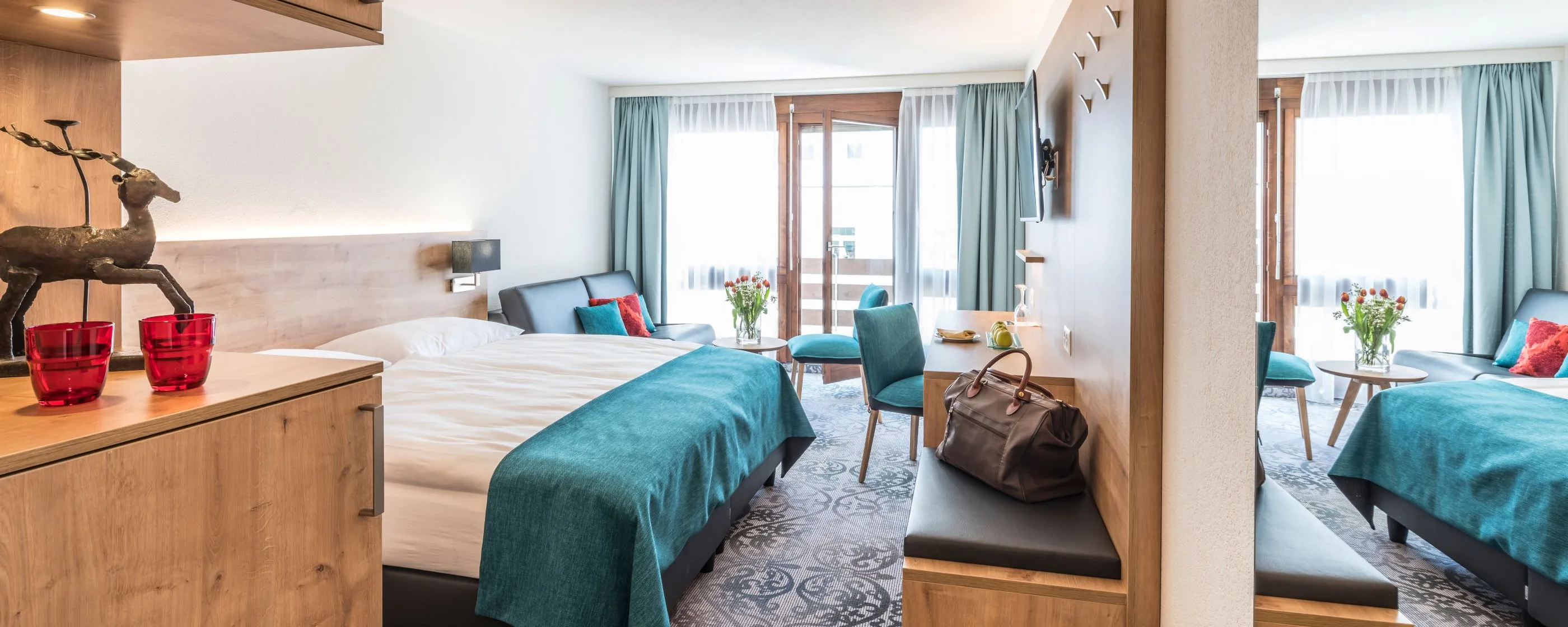 Hotel Central, Davos: Superior West with balcony