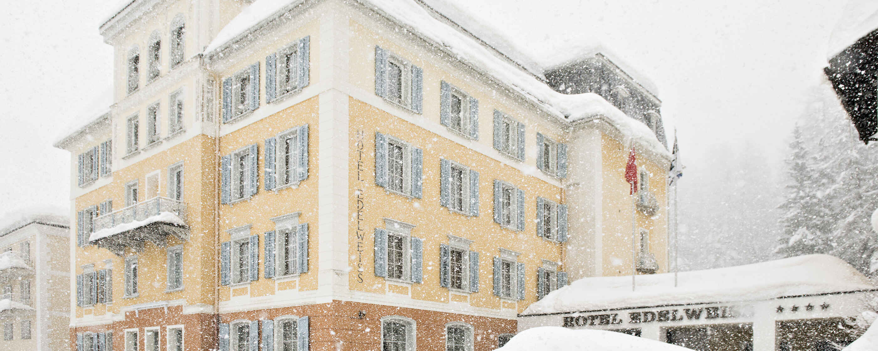 Hotel Edelweiss, Sils-Maria: Aussenansicht Winter