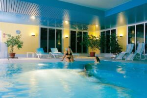 Sporthotel Central, Davos: indoor swimming pool