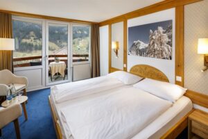 Hotel Derby, Grindelwald: DOPPELZIMMER „Scenic“ zur Südseite mit Eigersicht