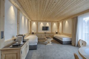 Hotel Bernerhof, Gstaad: Familien Suite