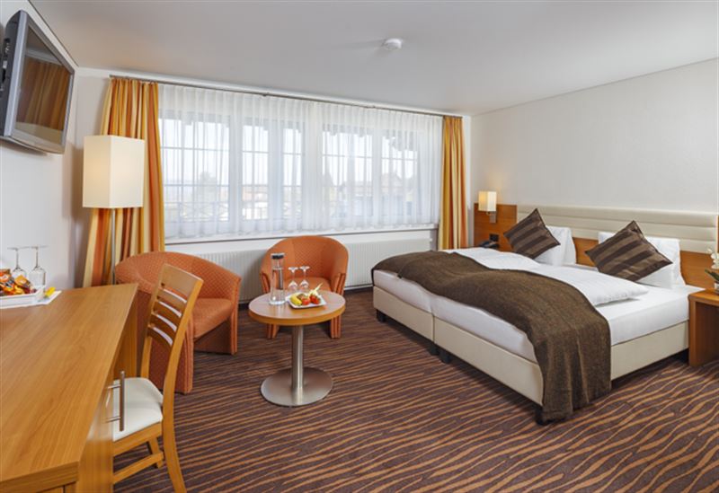 Hotel Seemöwe, Güttingen: Habitación doble - lado lago