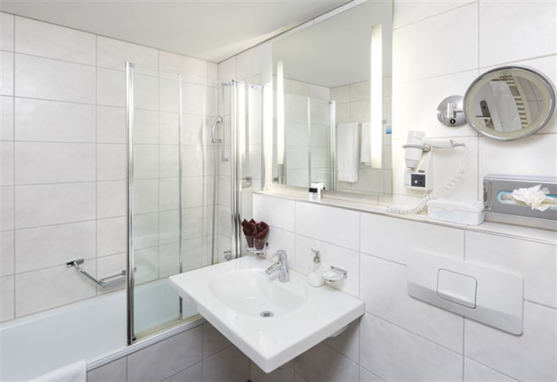 Hotel Seemöwe, Güttingen: Habitación doble - lado lago