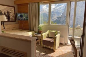 Hotel Eiger, Muerren: Single Room with Eiger mountain view