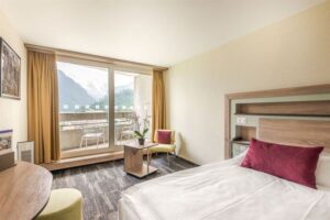 Hotel Metropole, Interlaken: Doppelzimmer Queen Size Deluxe (7. bis 14. Etage)