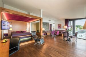 Hotel Belvoir, Rueschlikon: penthouse loft with spa and lake view