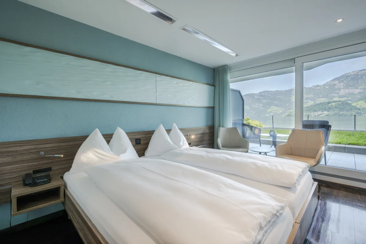 Hotel Nidwaldnerhof: Zimmer mit Seeblick und Garten