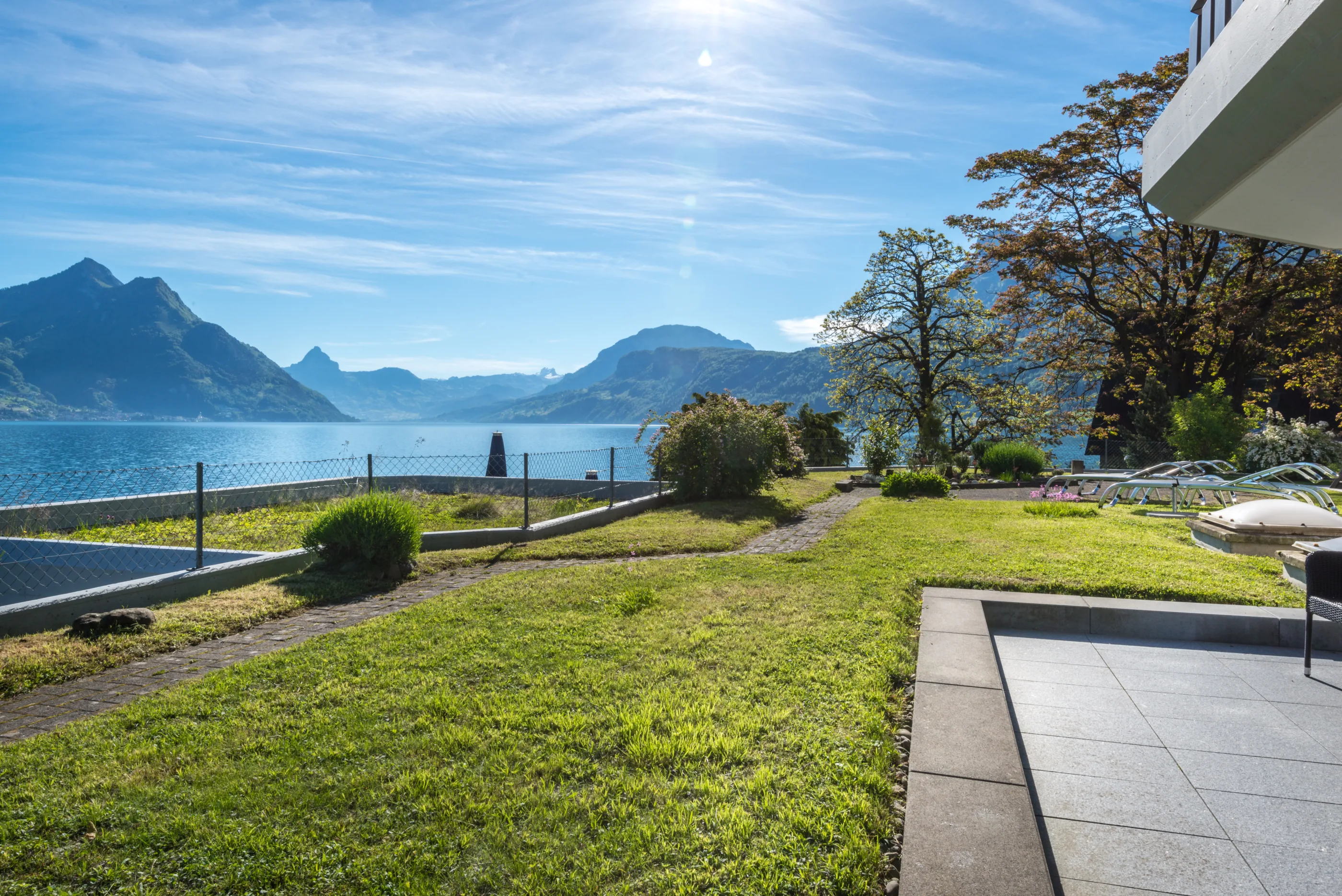Hotel Nidwaldnerhof: Zimmer mit Seeblick und Garten
