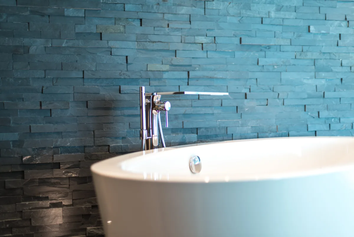 Hotel Nidwaldnerhof: Wellness Suite mit Balkon und Seeblick