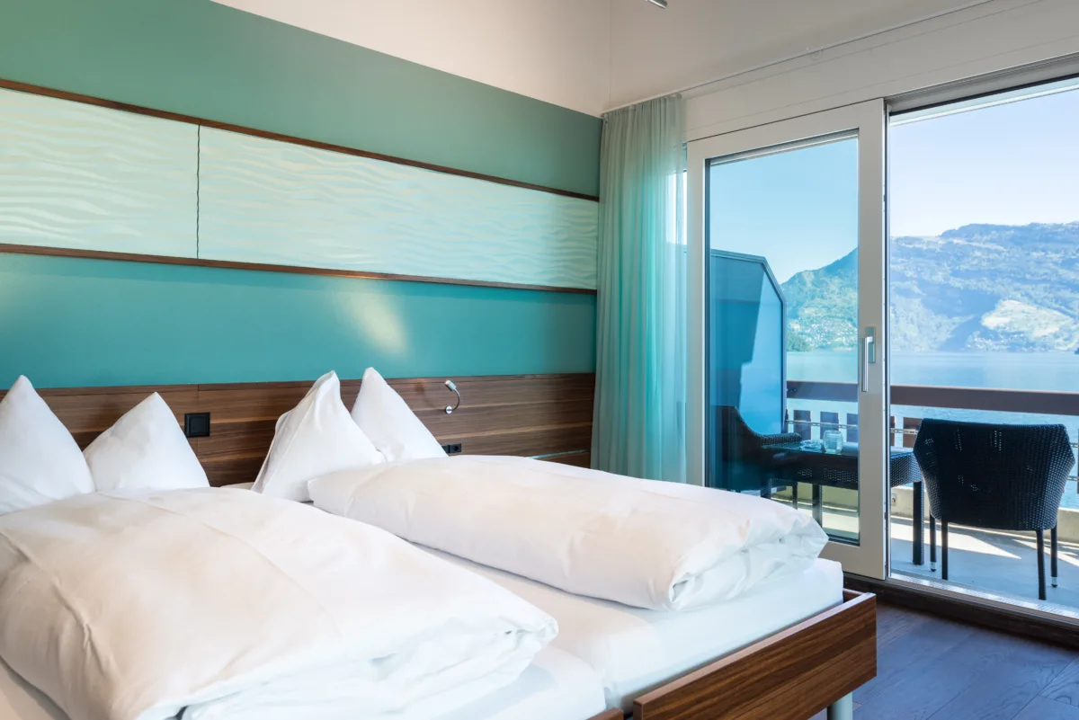 Hotel Nidwaldnerhof: Wellness Suite mit Balkon und Seeblick