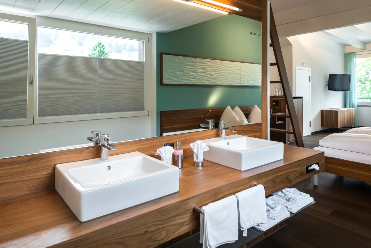 Hotel Nidwaldnerhof: Familiensuite mit See -und Dorfblick